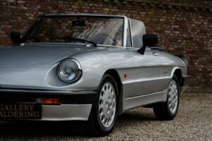 Image 23/50 de Alfa Romeo 2.0 Spider QV (1988)