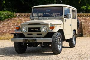 Bild 9/50 von Toyota Land Cruiser BJ 40 (1977)