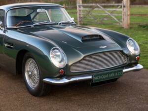 Image 17/42 de Aston Martin DB 4 GT (1959)
