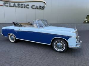 Afbeelding 7/50 van Mercedes-Benz 220 SE Cabriolet (1960)