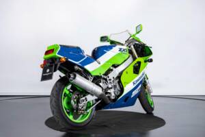 Image 4/40 of Kawasaki ZX-R 400 (1991)