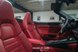 Image 18/25 of Porsche 911 Carrera 4 GTS (2022)