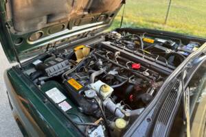 Image 17/40 of Jaguar Sovereign 3.6 (1989)