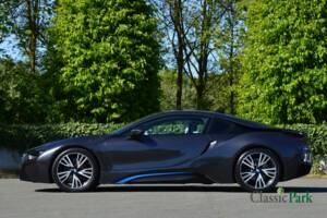 Afbeelding 2/50 van BMW i8 Coupé (2015)