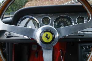 Image 20/50 of Ferrari 250 GT/E (1962)