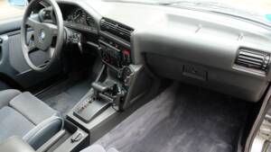 Bild 20/56 von BMW 325ix (1987)
