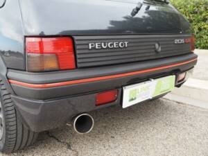 Imagen 31/50 de Peugeot 205 GTi 1.9 (1988)