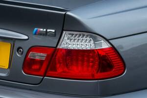 Image 44/50 of BMW M3 (2005)