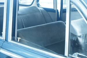 Bild 31/50 von BMW 501 V8 (1959)
