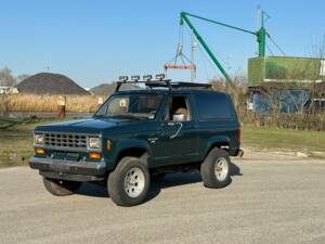 Bild 6/8 von Ford Bronco (1988)