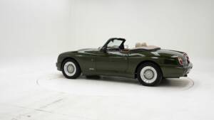 Afbeelding 4/15 van MG RV8 (1995)
