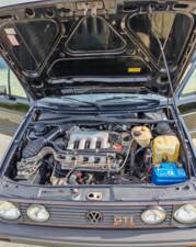 Bild 37/42 von Volkswagen Golf II GTi 16V 1.8 (1986)