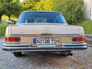Image 48/73 of Mercedes-Benz 280 SE (1971)
