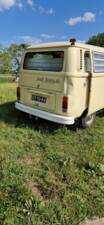 Bild 4/9 von Volkswagen T2b Kleinbus (1974)