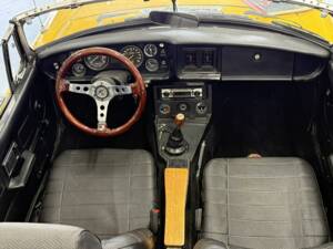 Bild 13/15 von MG MGB (1978)