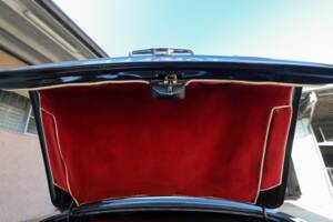 Immagine 161/196 di Bentley T 2 (1978)