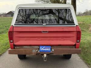 Image 5/18 of Ford F-250 (1976)