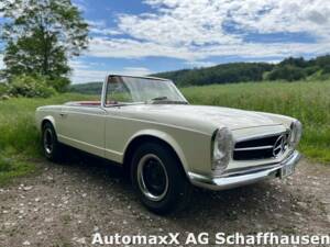 Image 1/9 of Mercedes-Benz 230 SL (1964)