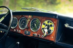 Image 63/82 of Aston Martin DB 2/4 Mk I (1953)