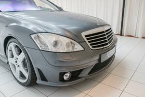 Bild 15/18 von Mercedes-Benz S 63 AMG (2007)