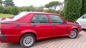 Image 14/51 of Alfa Romeo 75 1.8 Turbo (1991)
