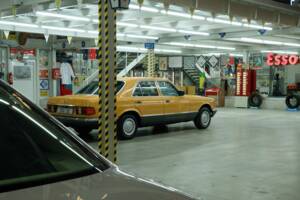 Bild 10/50 von Mercedes-Benz 280 SE (1981)