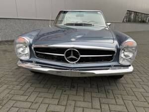 Immagine 16/50 di Mercedes-Benz 280 SL (1969)
