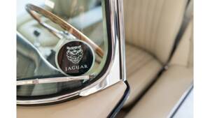 Bild 84/102 von Jaguar E-Type 4.2 (1966)