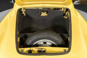 Bild 6/19 von Volkswagen Karmann Ghia 1500 (1971)