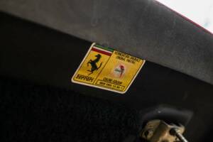 Afbeelding 26/49 van Ferrari 328 GTS (1989)