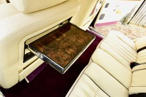 Image 33/50 of Rolls-Royce Silver Spur IV (1997)