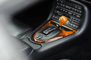 Immagine 20/28 di Jaguar XK8 4.0 (1999)