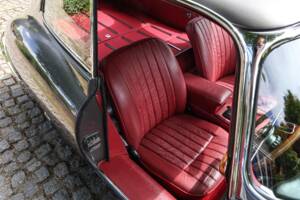 Imagen 7/30 de Jaguar E-Type (2+2) (1970)