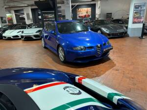 Image 8/22 of Alfa Romeo 147 3.2 GTA (2004)