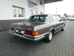 Immagine 4/20 di Mercedes-Benz 450 SEL 6,9 (1979)