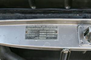 Image 38/50 of Mercedes-Benz 220 SE b (1966)