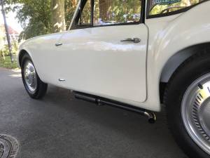 Image 16/21 of Rochdale GT (1960)