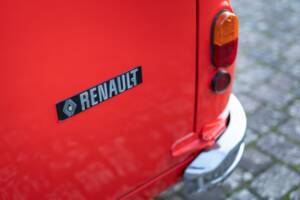 Image 15/52 of Renault Estafette (1977)
