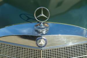 Afbeelding 44/50 van Mercedes-Benz 220 SE b (1964)