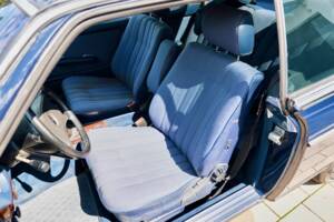 Bild 55/99 von Mercedes-Benz 230 CE (1983)