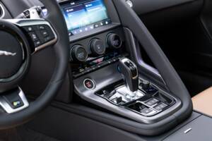 Imagen 28/48 de Jaguar F-Type P575 (2023)