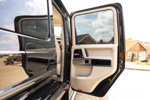 Image 32/50 of Mercedes-Benz G 63 AMG (LWB) (2020)