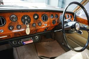Image 14/34 of Rolls-Royce Silver Shadow I (1968)