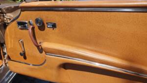 Image 2/38 of Mercedes-Benz 280 SE 3,5 (1969)