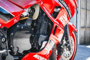 Image 43/50 of Kawasaki GPX 750R (1987)