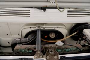 Image 42/43 of Mercedes-Benz T1 208 (1981)