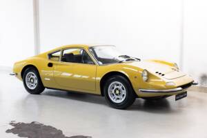 Afbeelding 4/39 van Ferrari Dino 246 GT (1970)