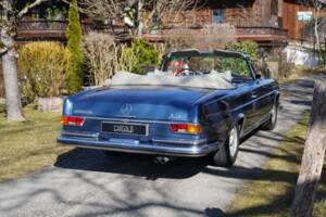 Image 18/18 de Mercedes-Benz 280 SE 3,5 (1970)