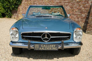 Image 30/50 of Mercedes-Benz 280 SL (1968)
