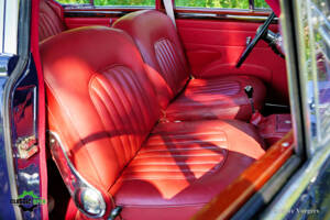 Image 12/46 of Jaguar Mk II 3.8 (1962)
